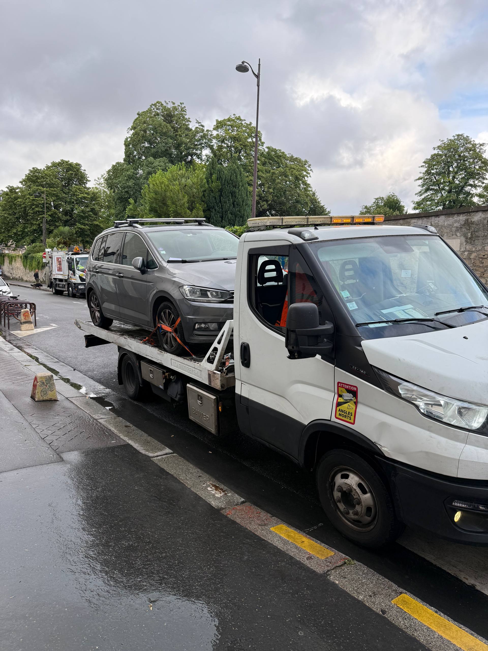 Quels sont les synonymes d'épaviste ?